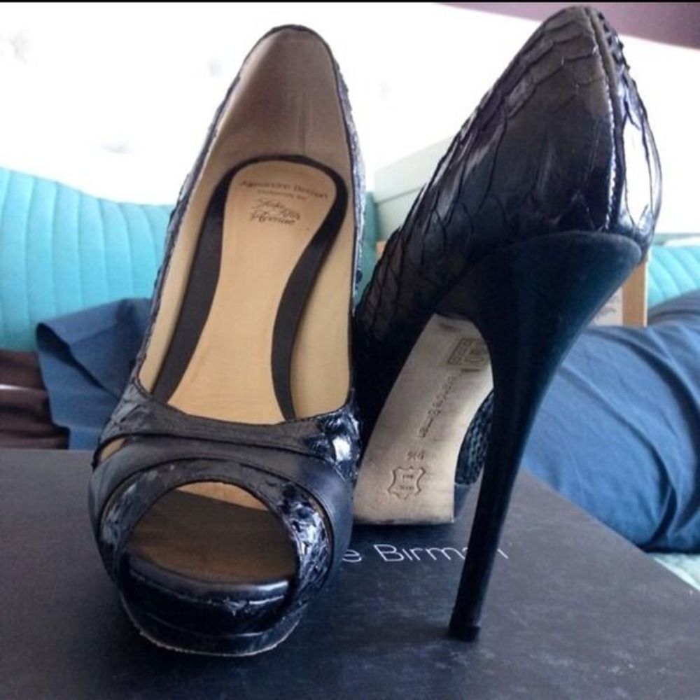 Alexandre Birman classic snake skin heel